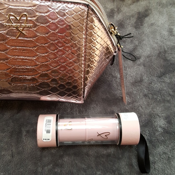 💖👝Victoria's Secret Beauty Bag Bundle👝💖 - Picture 2 of 3